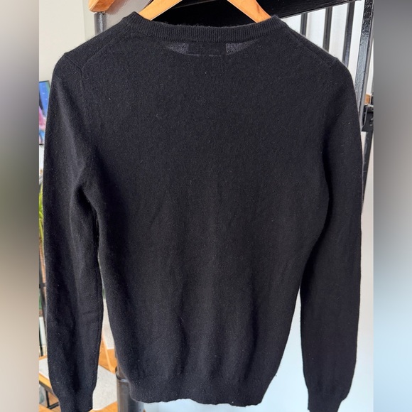 Cashmere Boutique Women’s Black Sweater Size S - Picture 2 of 7